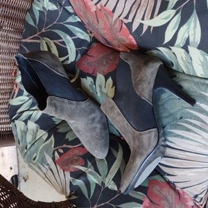 WORTHINGTON: Heeled suede ankle boots!